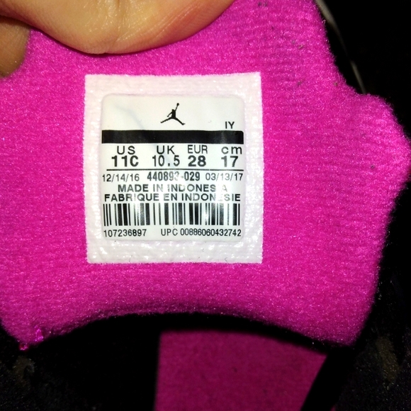 MUST SEE! Like New 2017 Kids Nike Jordan Retro 5 Pre-school kids 11c sneakers - Picture 8 of 16